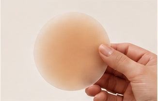 Placing the Fiz nipple cover